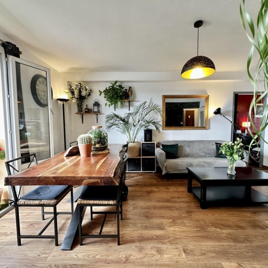  Annonces ALBIGNY : Apartment | SAINTE-FOY-LES-LYON (69110) | 72 m2 | 240 000 € 