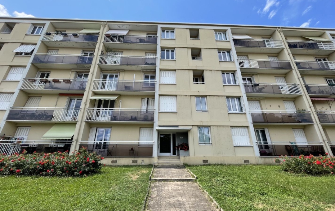 Annonces ALBIGNY : Appartement | CALUIRE-ET-CUIRE (69300) | 58 m2 | 895 € 