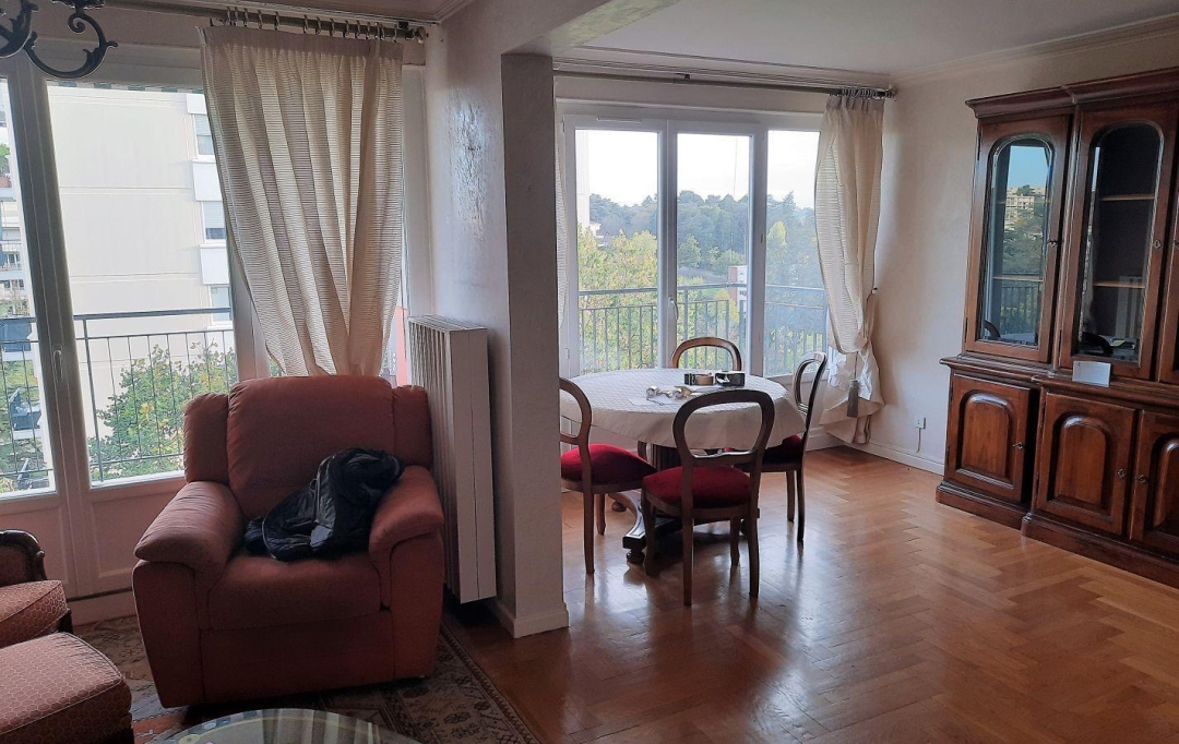 Annonces ALBIGNY : Appartement | SAINTE-FOY-LES-LYON (69110) | 131 m2 | 430 000 € 